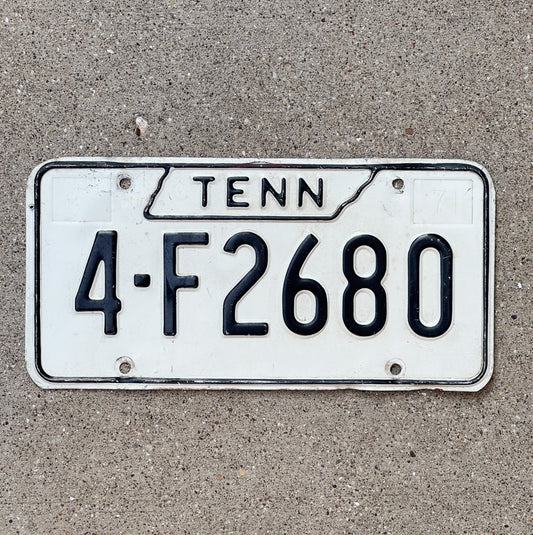 Photo of a 1971 Tennessee License Plate Auto Tag Garage Decor Vintage 4 F2680 with original patina