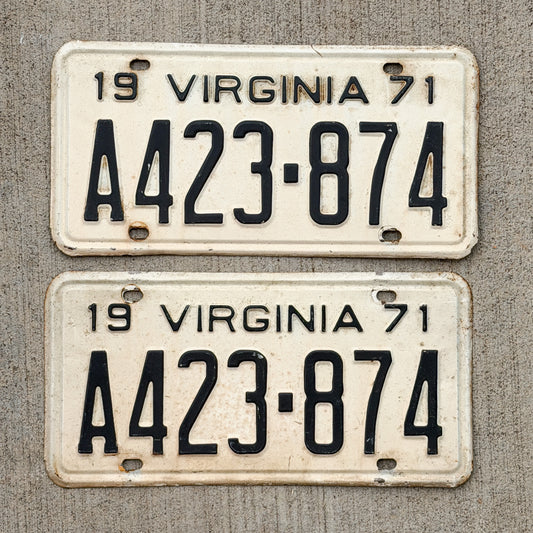 Photo of a 1971 Virginia License Plate Pair Auto Tag Garage Decor Vintage A 423 874 with original patina