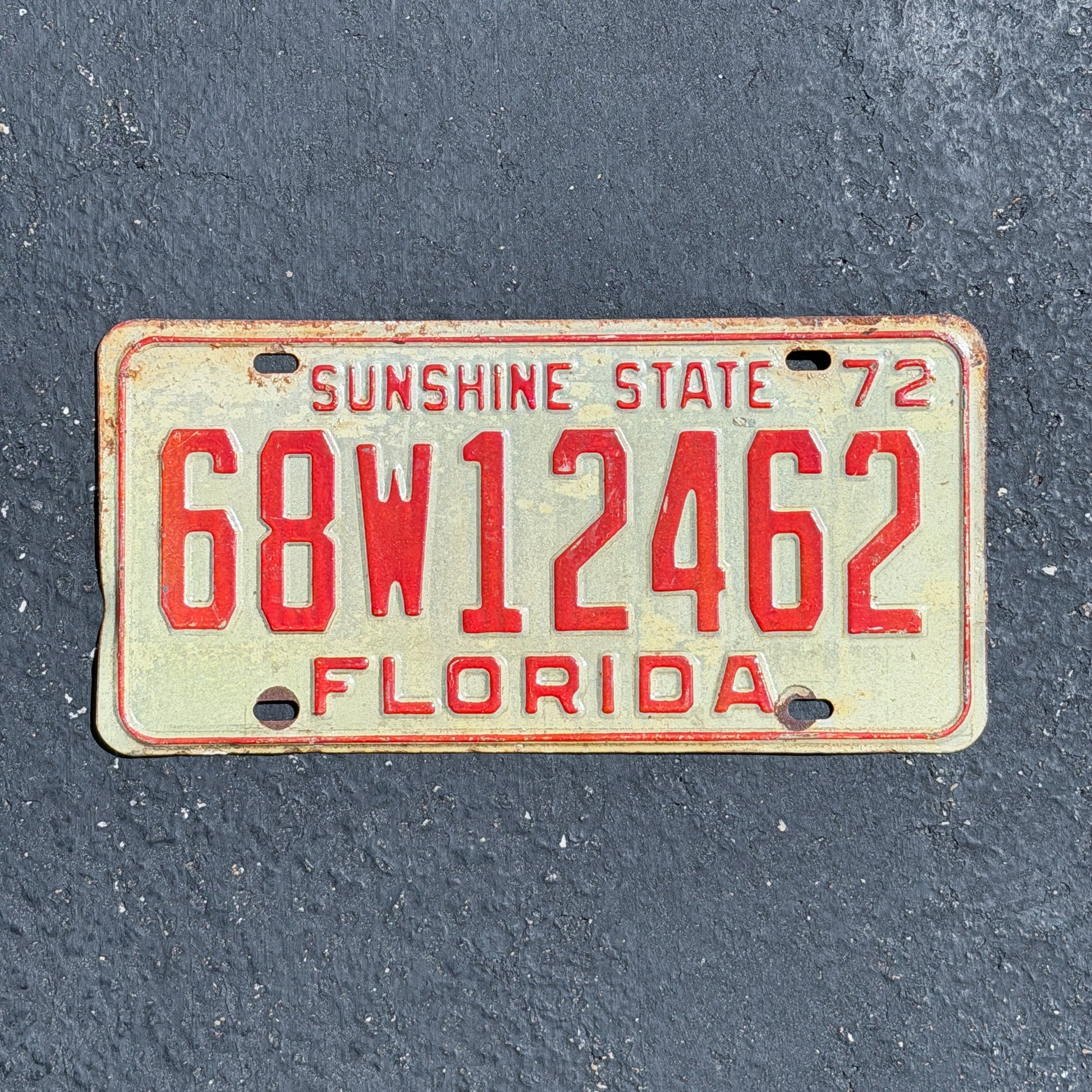 Photo of a 1972 Florida License Plate Auto Tag Garage Decor Vintage 68 W 12462 with original patina