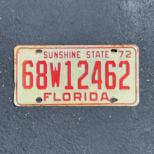 Photo of a 1972 Florida License Plate Auto Tag Garage Decor Vintage 68 W 12462 with original patina