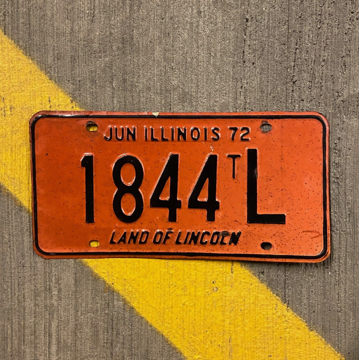 Photo of a 1972 Illinois TRUCK TRACTOR License Plate Auto Tag Garage Decor Vintage License Plate Garage Auto Car Four Digit 1844 tL