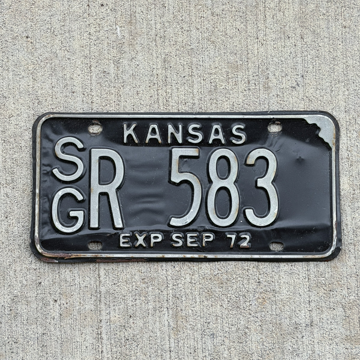 Photo of a 1972 Kansas License Plate Auto Tag Garage Decor Vintage SG R 583 with original patina