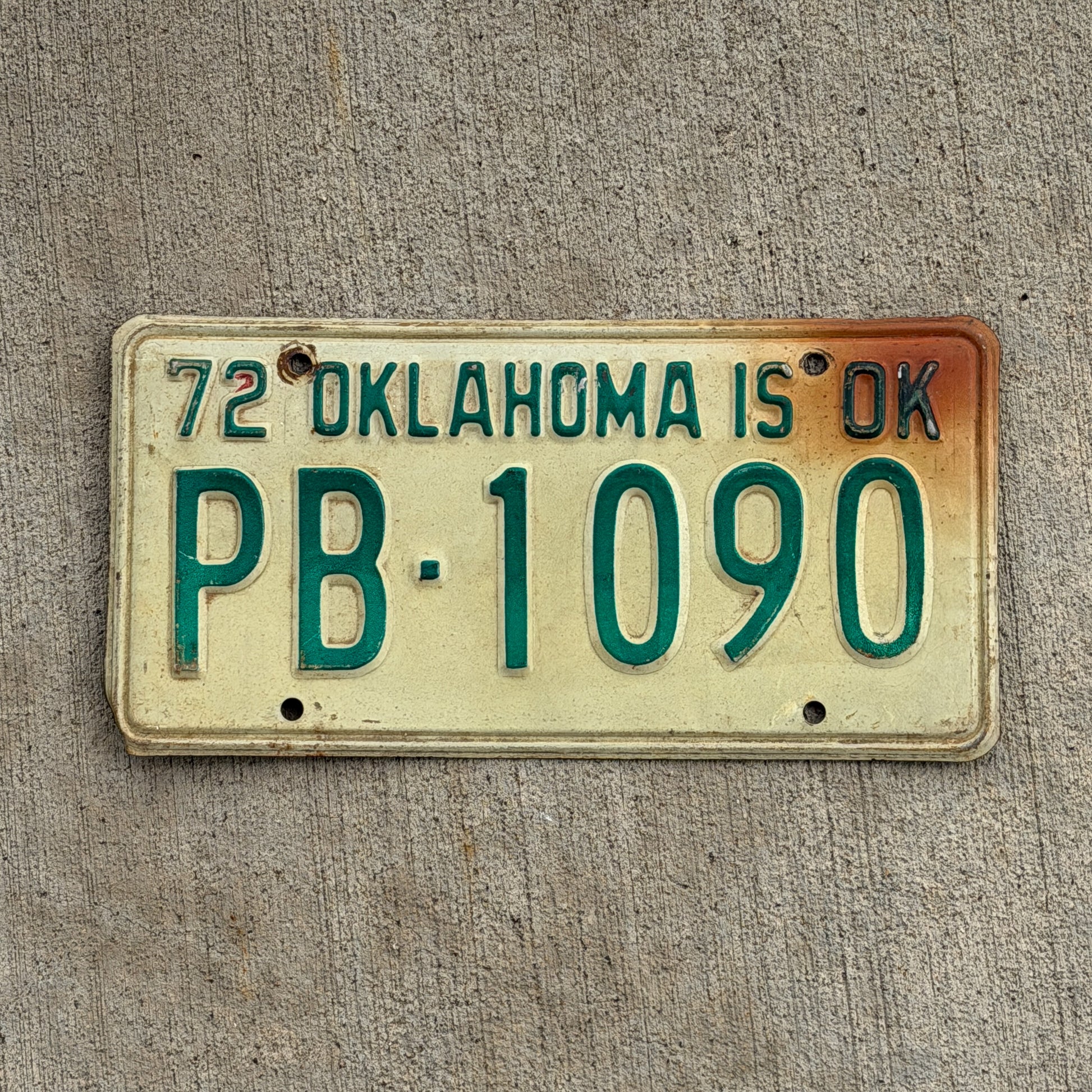 Photo of a 1972 Oklahoma License Plate Auto Tag Garage Decor Vintage PB 1090 with original patina