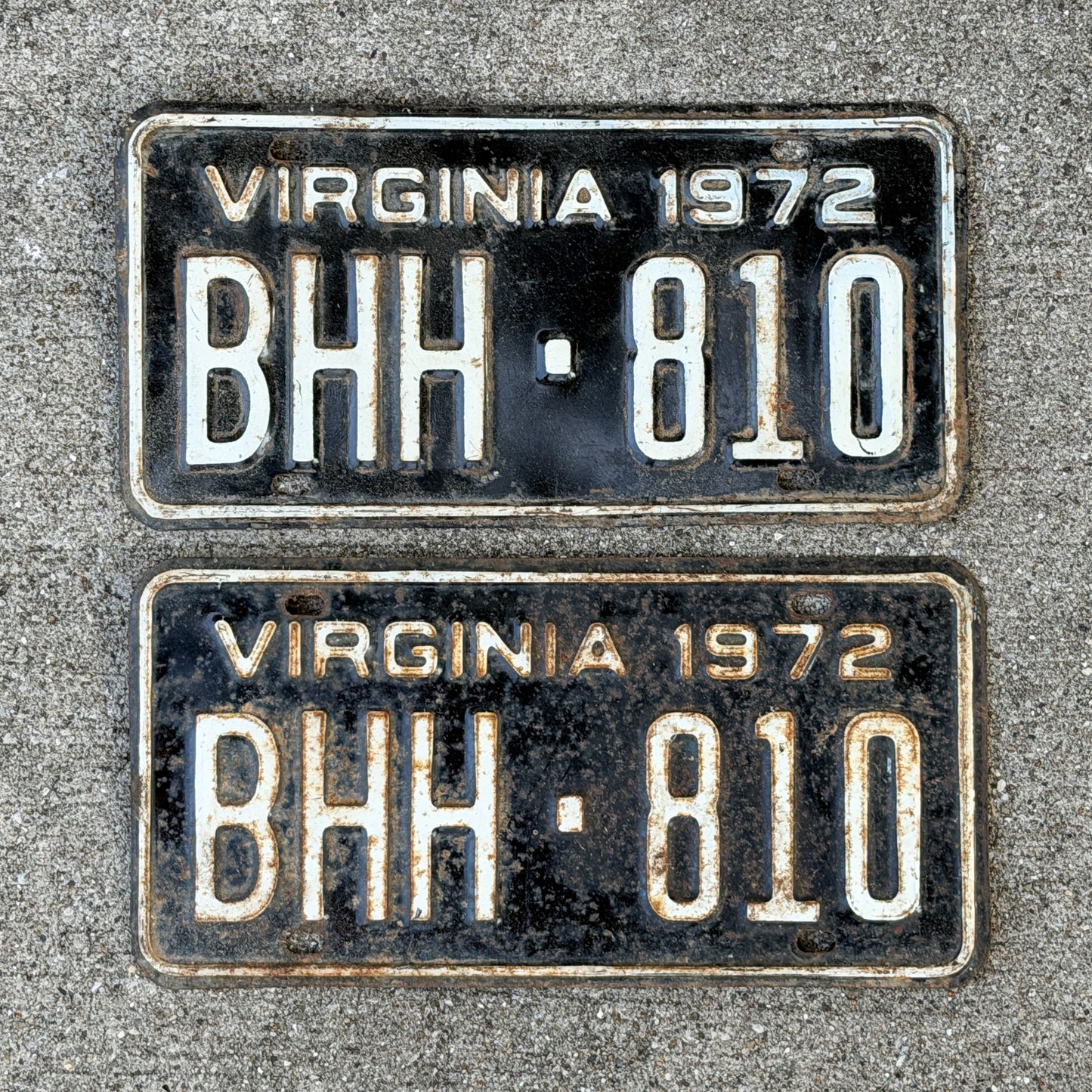 Photo of a 1972 Virginia License Plate Pair Auto Tag Garage Decor Vintage BHH 810 with original patina
