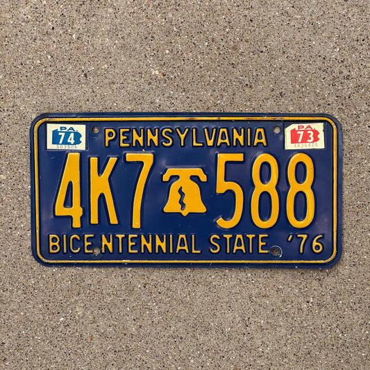 Photo of a 1973 1976 Pennsylvania License Plate Auto Tag Garage Decor Vintage Bell Bicentennial 4K7 588