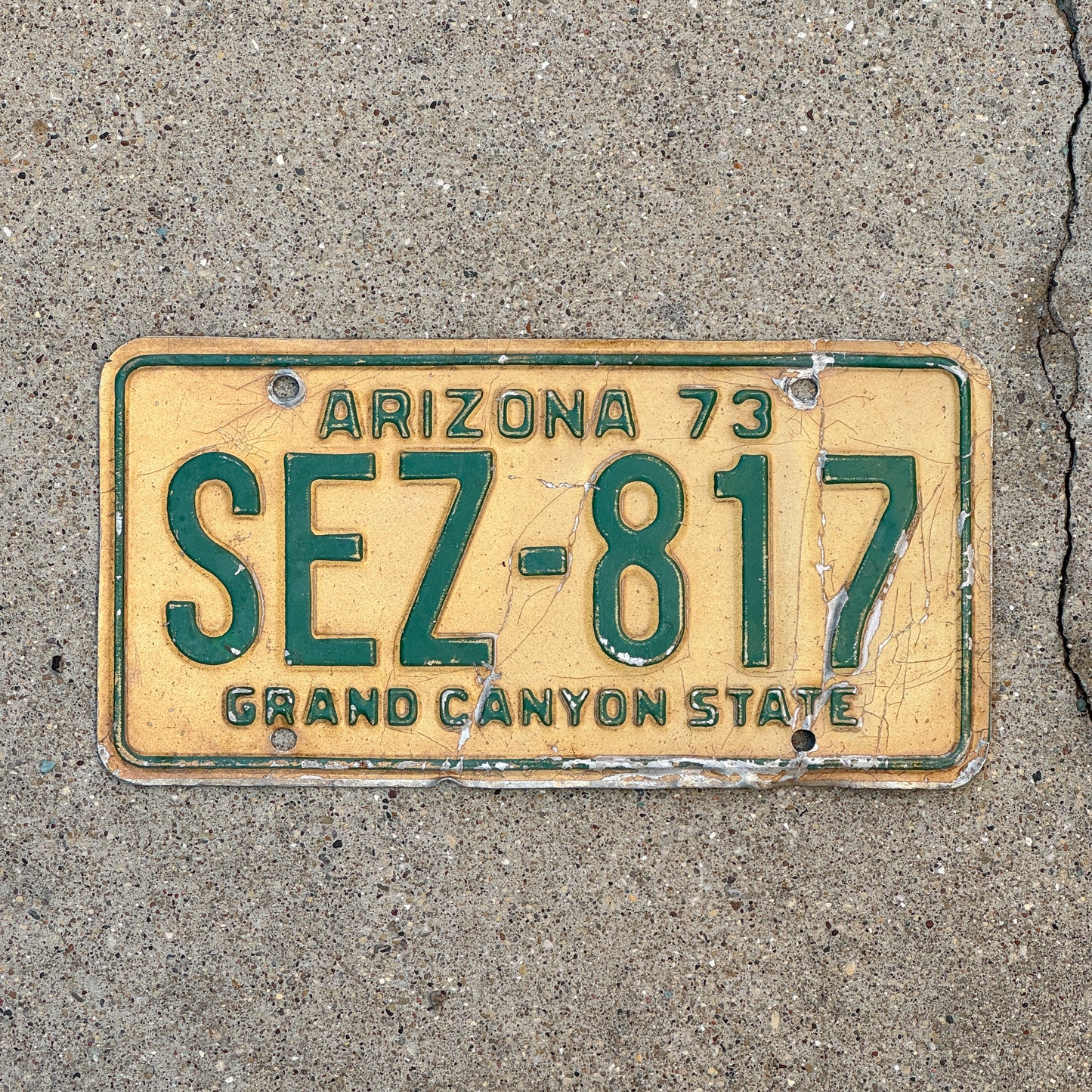 Photo of a 1973 Arizona License Plate Auto Tag Garage Decor Vintage SEZ 817 with original patina