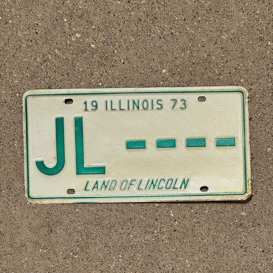 Photo of a 1973 Illinois Sample License Plate Auto Tag 2 Garage Decor JL