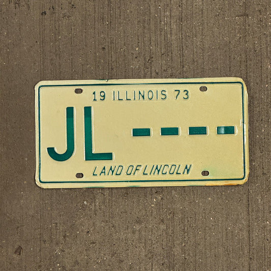 Photo of a 1973 Illinois SAMPLE License Plate Auto Tag Garage Decor Vintage JL
