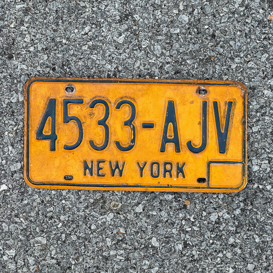 Photo of a 1973 New York License Plate Auto Tag Garage Decor Vintage 4533 AJV