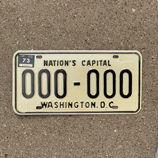 Photo of a 1973 Washington DC SAMPLE License Plate Auto Tag Garage Decor Vintage 000 000