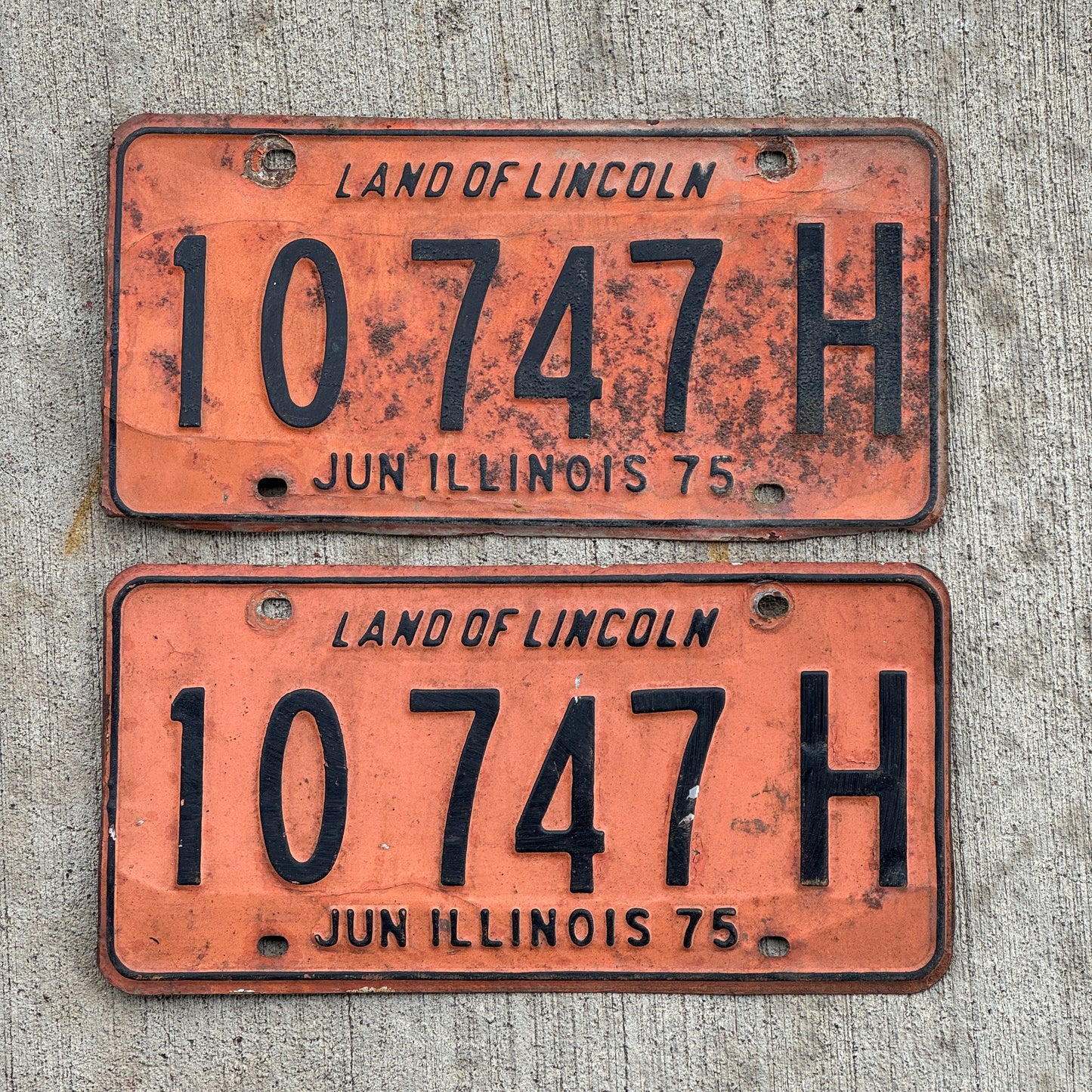 Photo of a 1974 1975 Illinois Truck License Plate Pair Auto Tag Garage Decor Vintage 10 747 H with original patina