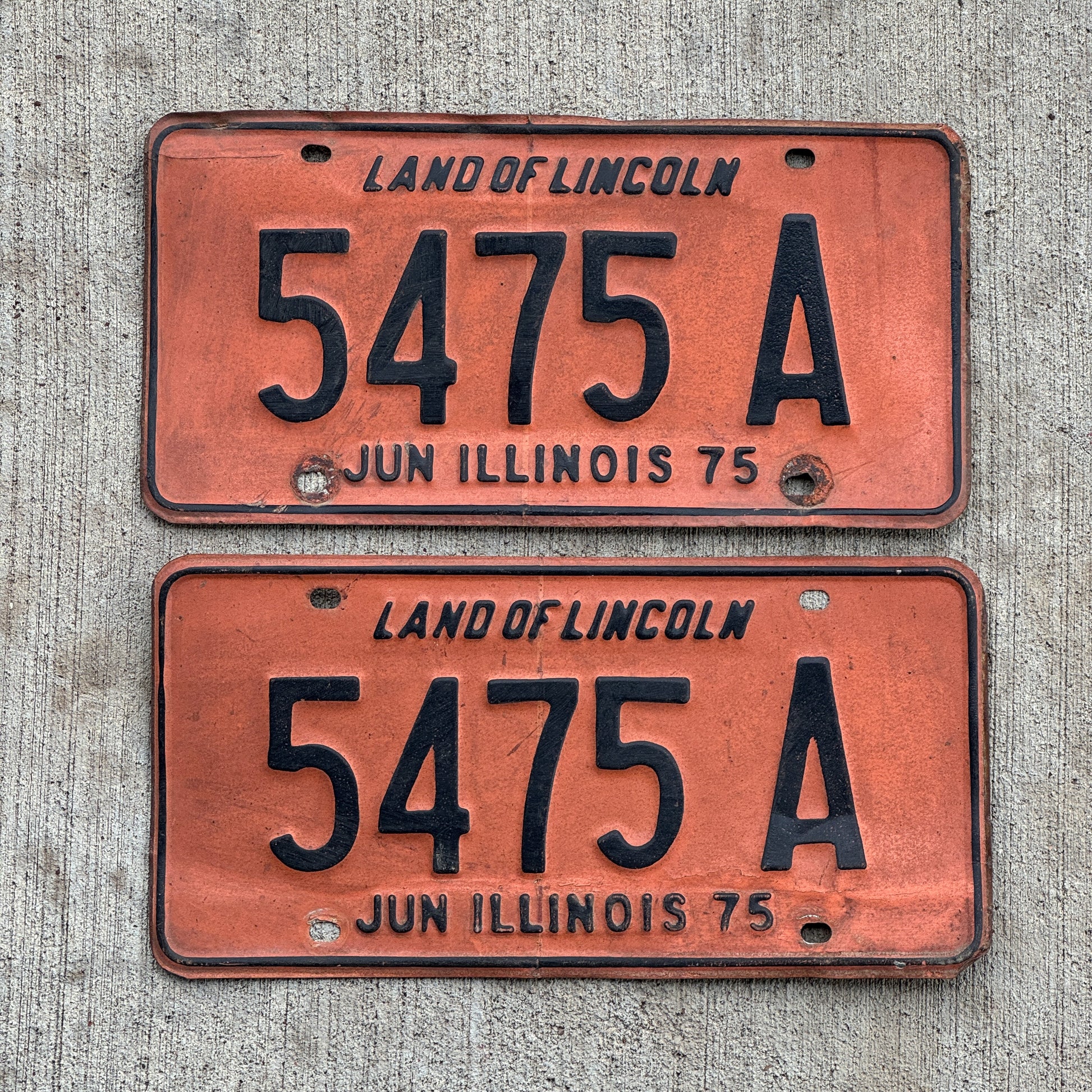 Photo of a 1974 1975 Illinois Truck License Plate Pair Auto Tag Garage Decor Vintage 5475 A with original patina
