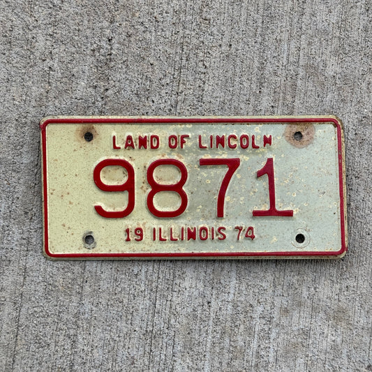 Photo of a 1974 Illinois MOTORCYCLE License Plate Auto Tag Garage Decor Vintage 9871