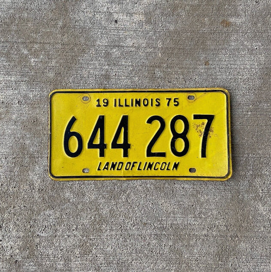 Photo of a 1975 Illinois License Plate Auto Tag Garage Decor Vintage 644287 with original patina