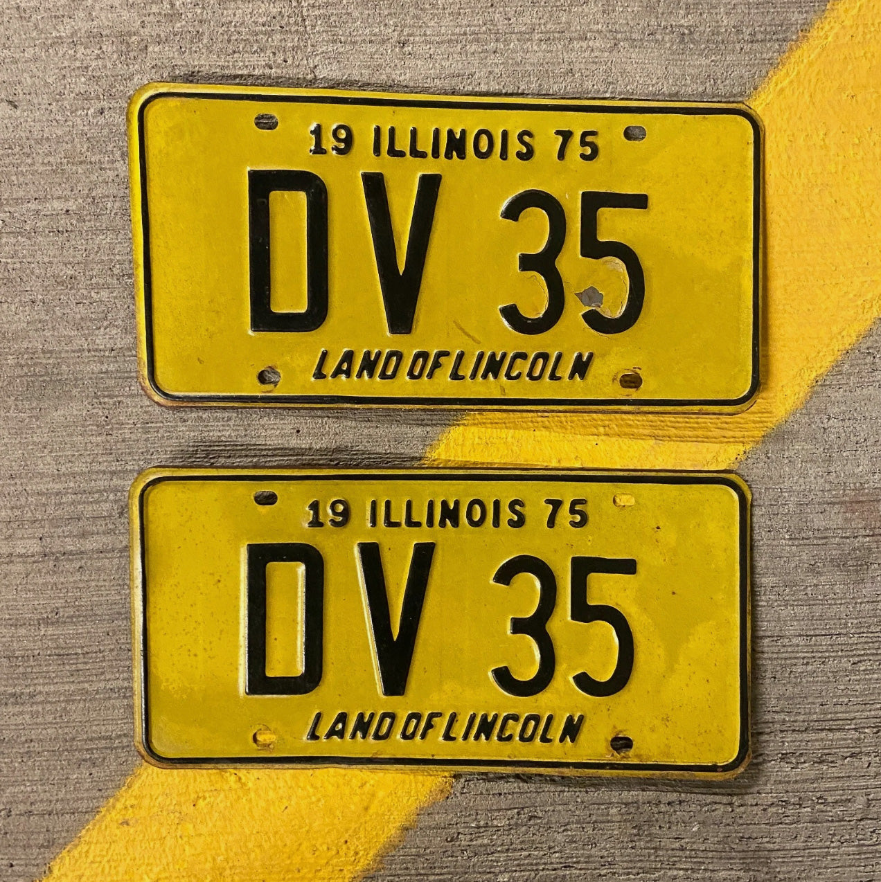 Photo of a 1975 Illinois License Plate Pair Auto Tag Garage Decor Vintage DV 35 with original patina