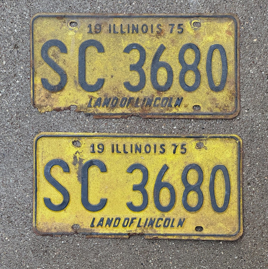 Photo of a 1975 Illinois License Plate Pair Auto Tag Garage Decor Vintage SC 3680
