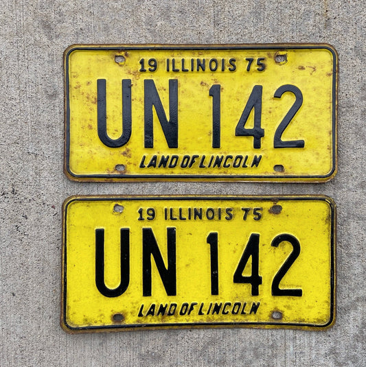 Photo of a 1975 Illinois License Plate Pair Auto Tag Garage Decor Vintage UN 142 with original patina