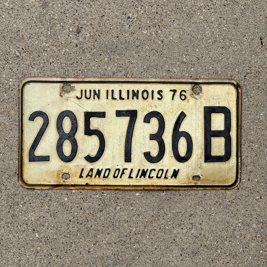 Photo of a 1975 Illinois Truck License Plate Auto Tag Garage Decor Vintage 285 736 B with original patina
