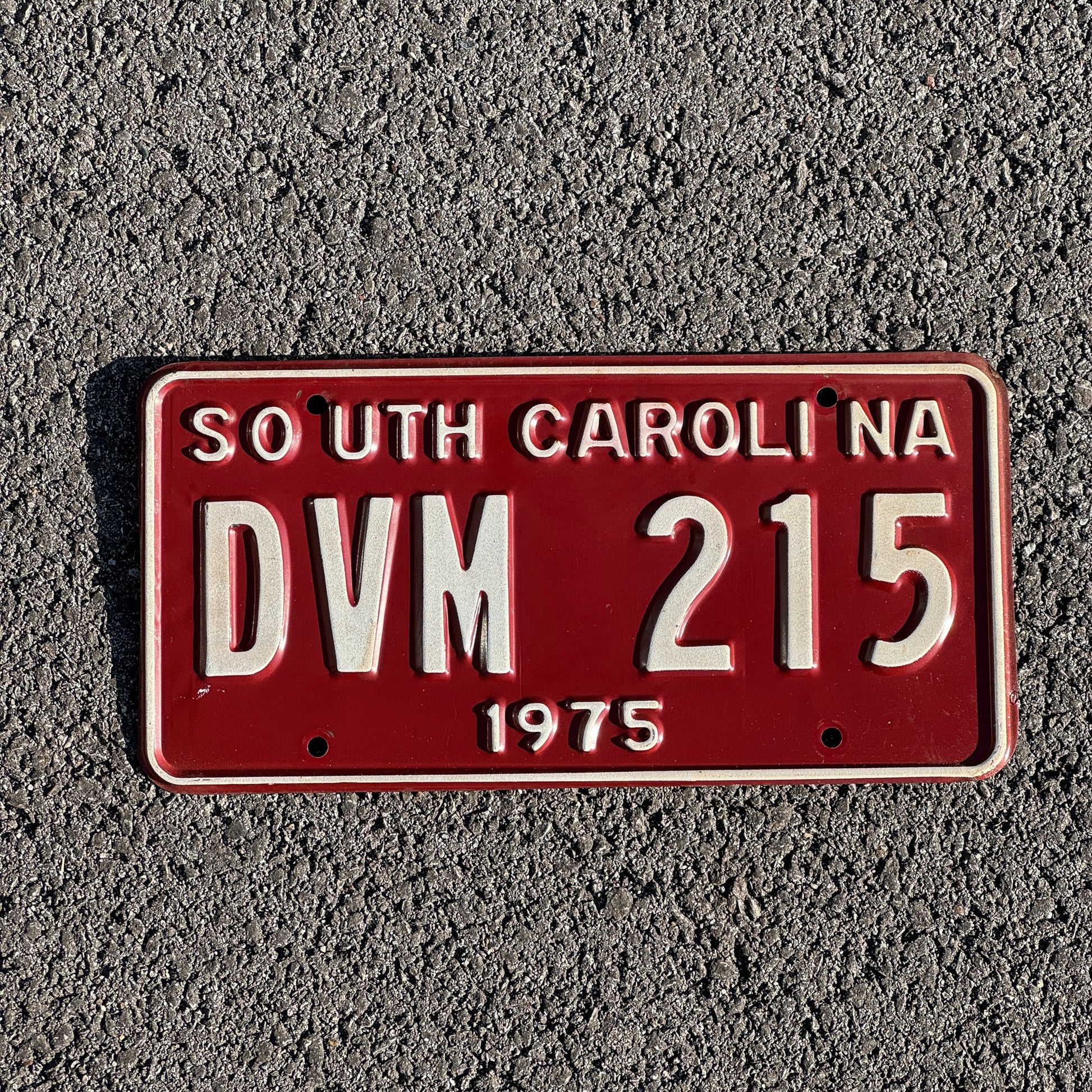 Photo of a 1975 South Carolina License Plate Auto Tag Garage Decor Vintage DVM 215