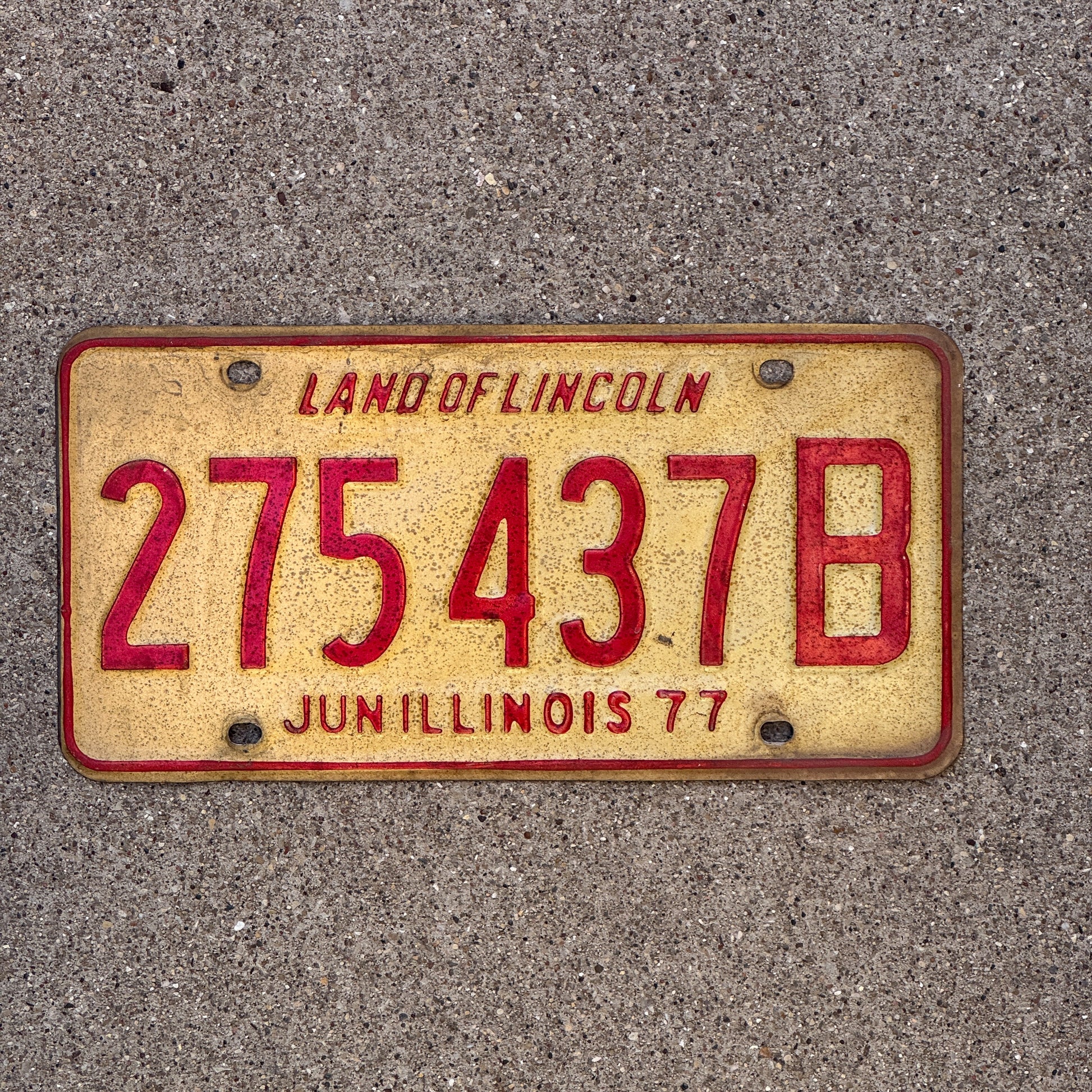 Photo of a 1976 1977 Illinois Truck License Plate Auto Tag 1 Vintage Garage 275 437 B with original patina