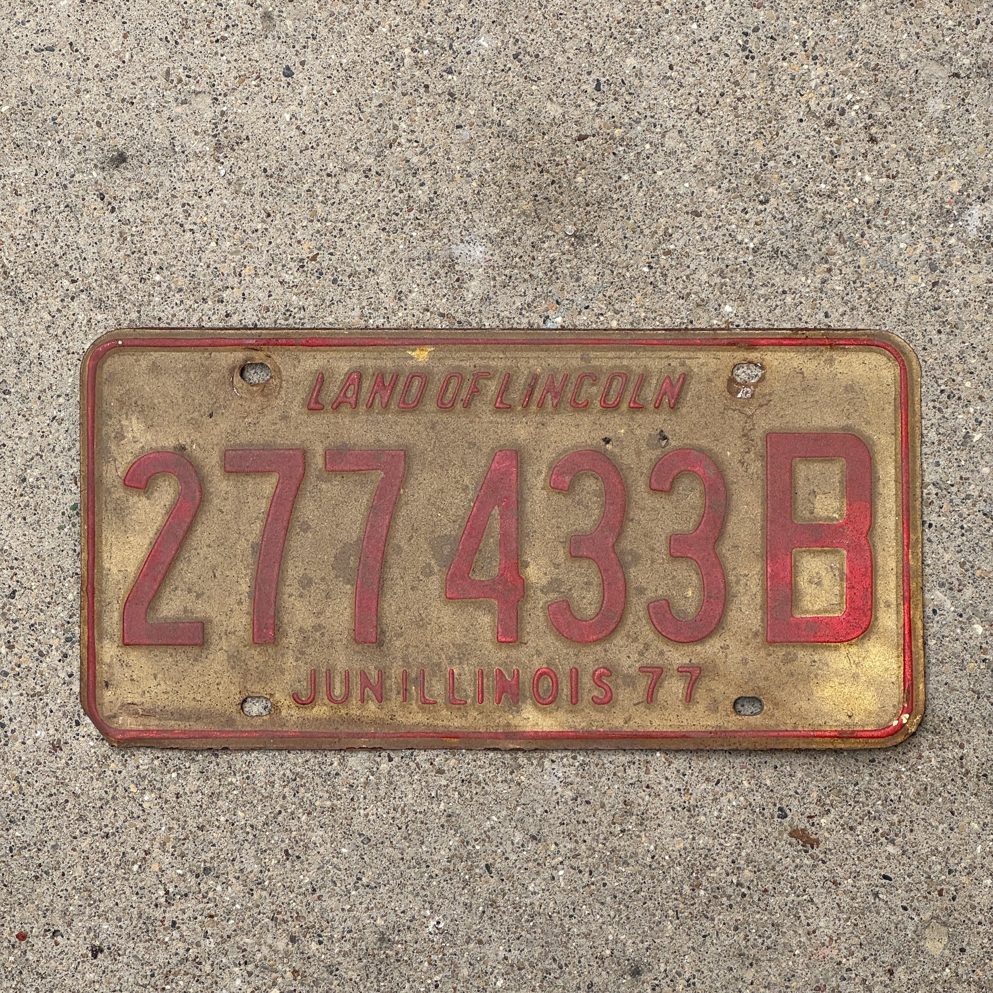 Photo of a 1976 1977 Illinois Truck License Plate Auto Tag 2 Vintage Garage 277 433 B with original patina