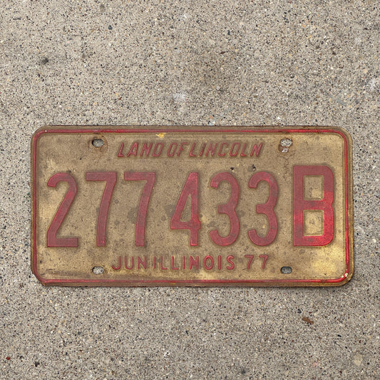 Photo of a 1976 1977 Illinois Truck License Plate Auto Tag 2 Vintage Garage 277 433 B with original patina