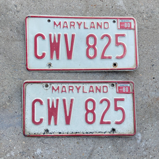 Photo of a 1976 1980 Maryland License Plate Pair Auto Tag Garage Decor Vintage CWV 825 with original patina