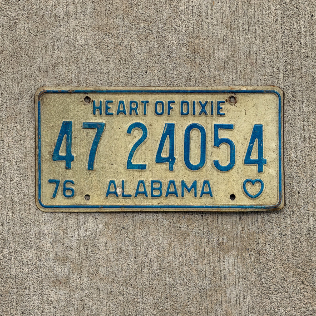 Photo of a 1976 Alabama License Plate Auto Tag Garage Decor Vintage 47 24054 with original patina
