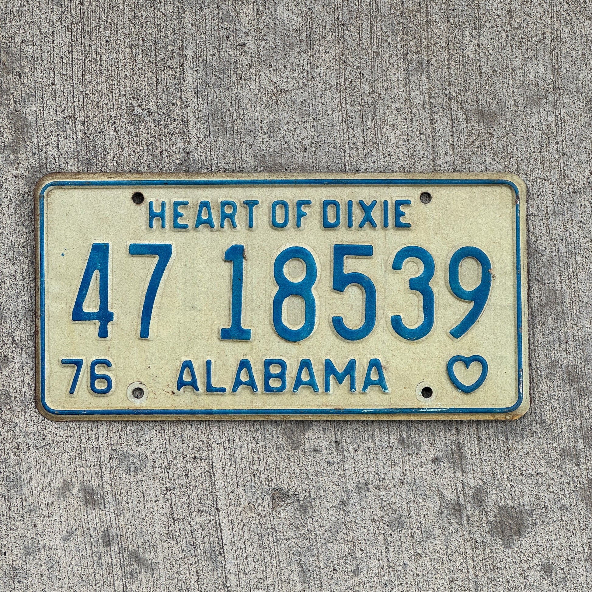 Photo of a 1976 Alabama License Plate Auto Tag Garage Decor Vintage Heart of Dixie 47 18539 with original patina