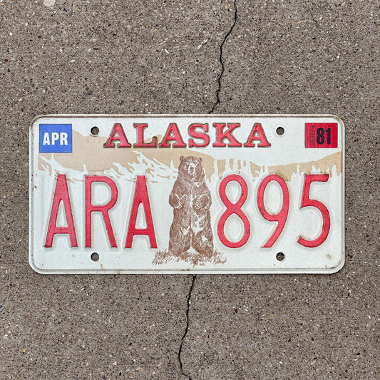 Photo of a 1976 Alaska License Plate Auto Tag Garage Decor Vintage Bear ARA 895