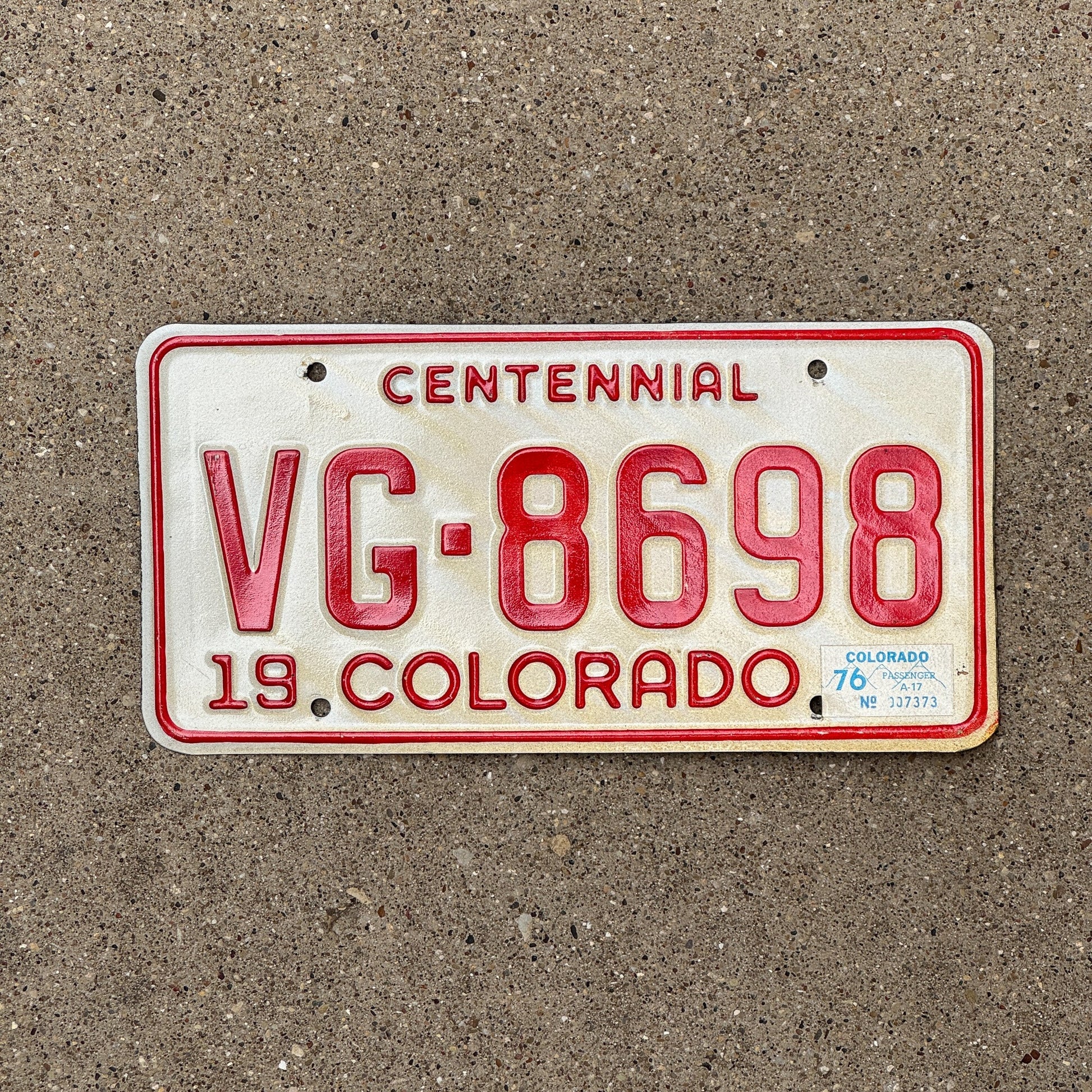 Photo of a 1976 Colorado License Plate Auto Tag Garage Decor Vintage VG 8698