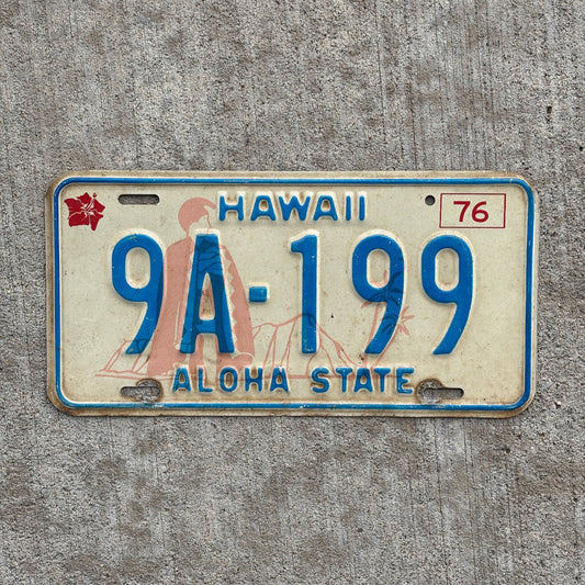 Photo of a 1976 Hawaii License Plate Auto Tag Garage Decor Vintage Tiki Bar Decor Honolulu 9A 199 with original patina