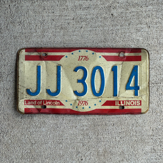 Photo of a 1976 Illinois License Plate Auto Tag Garage Decor Vintage JJ 3014