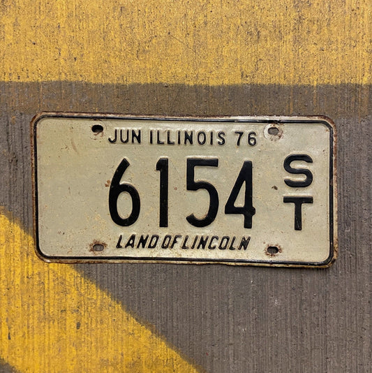 Photo of a 1976 Illinois SEMI TRAILER License Plate Auto Tag Garage Decor Vintage License Plate Garage Auto Decor 6154 ST