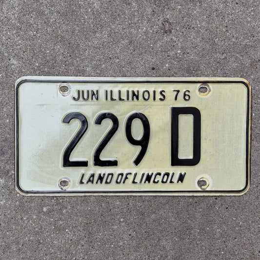 Photo of a 1976 Illinois TRUCK License Plate Auto Tag Garage Decor Vintage License Plate Auto Tag 1 Garage Decor 3 Digit Low Num 229 D