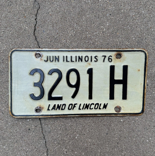 Photo of a 1976 Illinois TRUCK License Plate Auto Tag Garage Decor Vintage License Plate Auto Tag Garage Decor 3 Digit Low Number 3291 H
