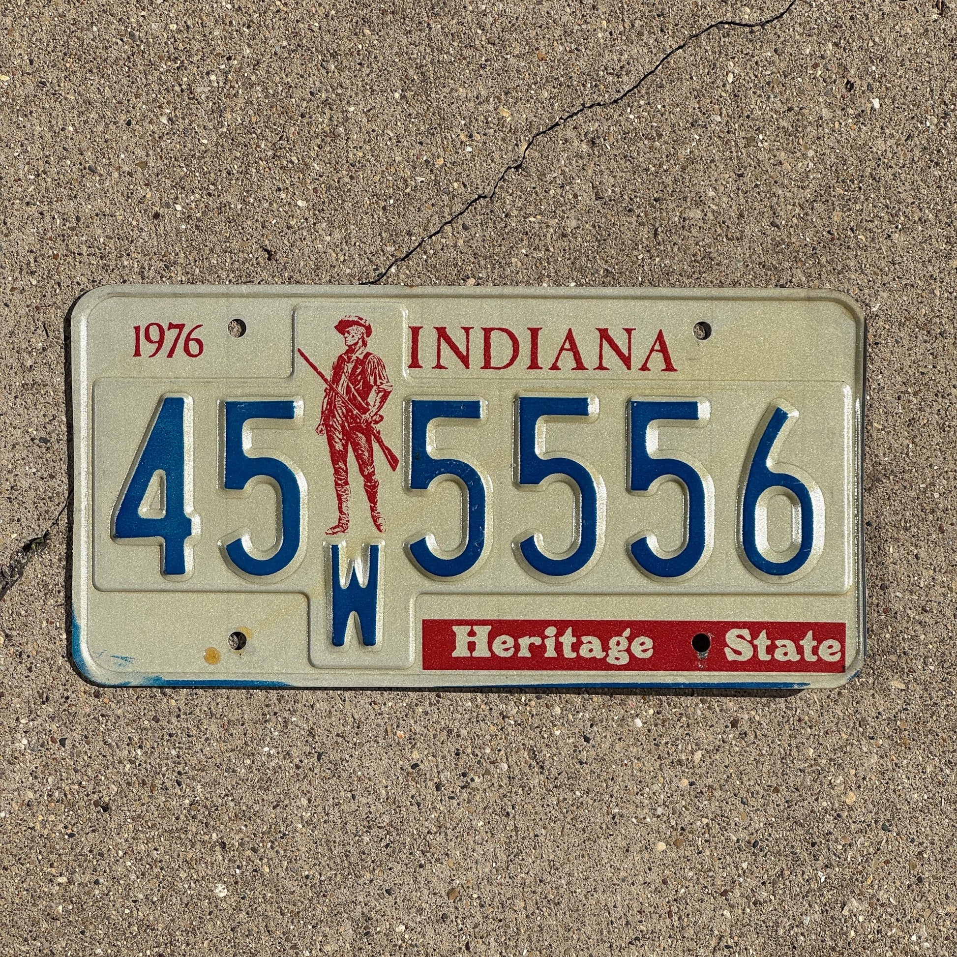 Photo of a 1976 Indiana License Plate Auto Tag Garage Decor Vintage 45 5556