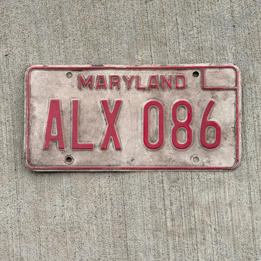 Photo of a 1976 Maryland License Plate Auto Tag Garage Decor Vintage ALX 086 with original patina