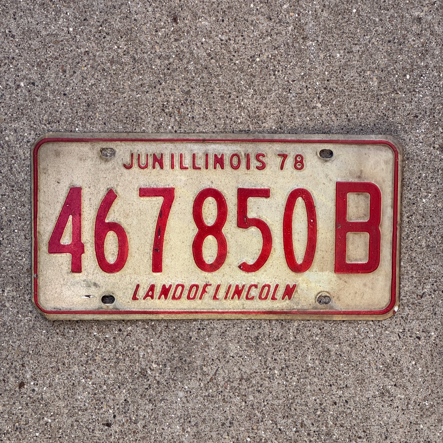 Photo of a 1977 1978 Illinois Truck License Plate Auto Tag Garage Decor Vintage 467 850 B with original patina