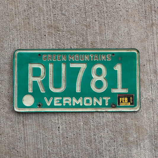 Photo of a 1977 1985 Vermont License Plate Auto Tag Garage Decor Vintage RU 781 with original patina