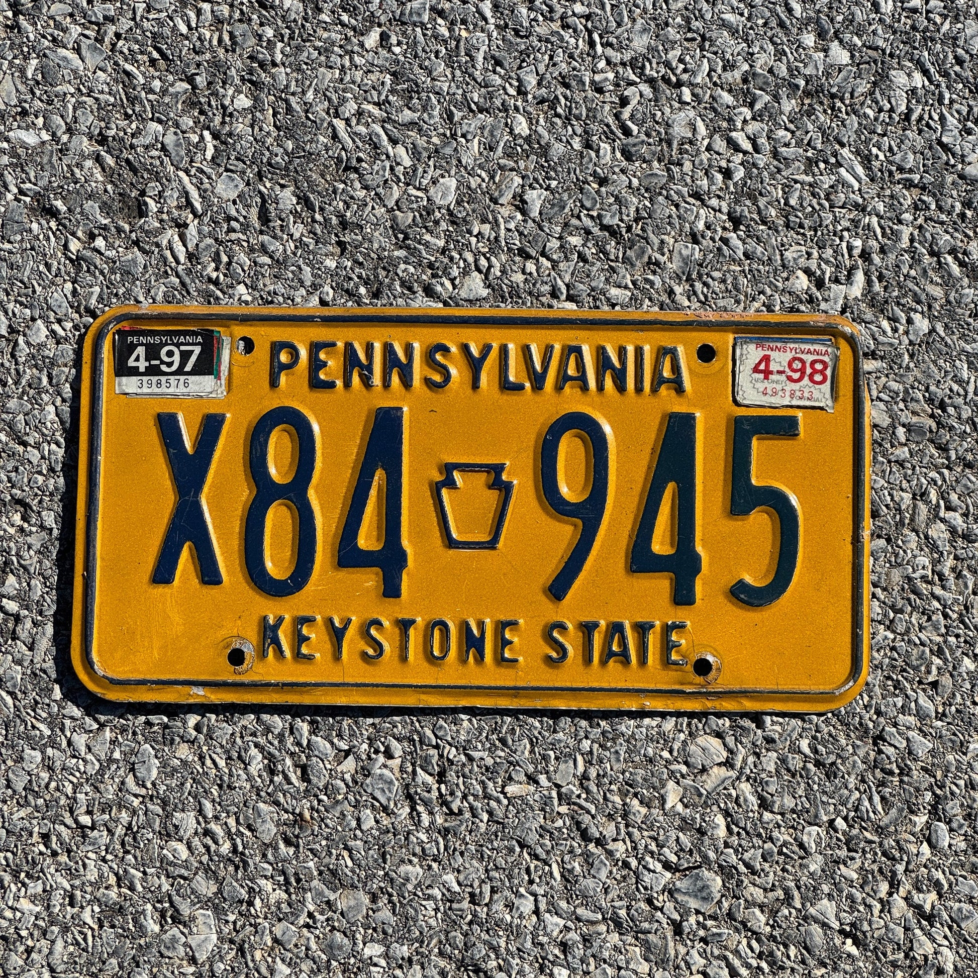 Photo of a 1977 1998 Pennsylvania License Plate Auto Tag Garage Decor Vintage X 84945