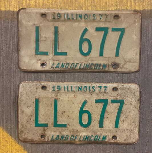Photo of a 1977 Illinois License Plate Auto Tag Garage Decor Vintage LL 677