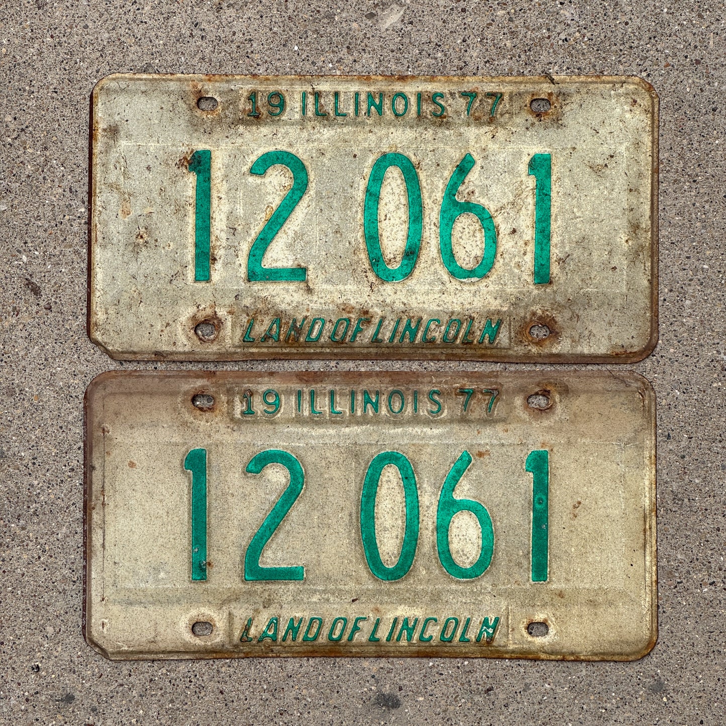 Photo of a 1977 Illinois License Plate Pair Auto Tag Garage Decor Vintage 12 061 with original patina