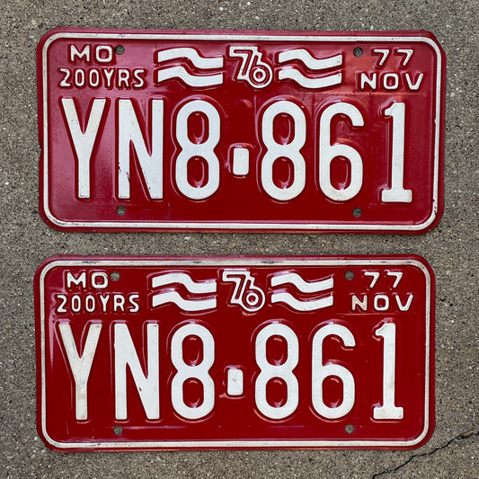 Photo of a 1977 Missouri License Plate Pair Auto Tag Garage Decor Vintage YN8 861 with original patina