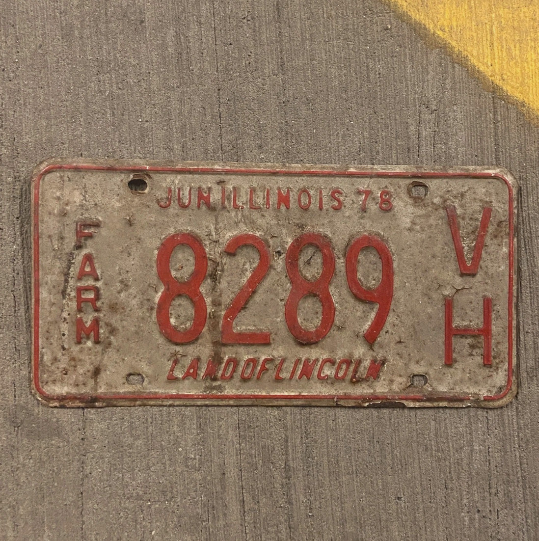 Photo of a 1978 Illinois Farm License Plate Auto Tag Garage Decor Vintage 8289 VH