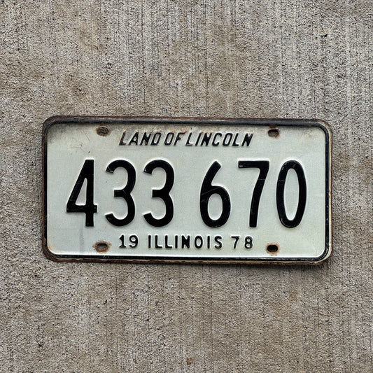 Photo of a 1978 Illinois License Plate Auto Tag Garage Decor Vintage 433 670 with original patina