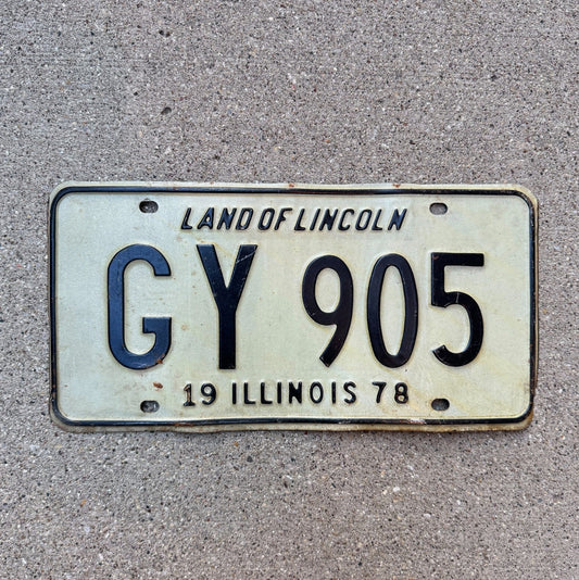 Photo of a 1978 Illinois License Plate Auto Tag Garage Decor Vintage GY 905