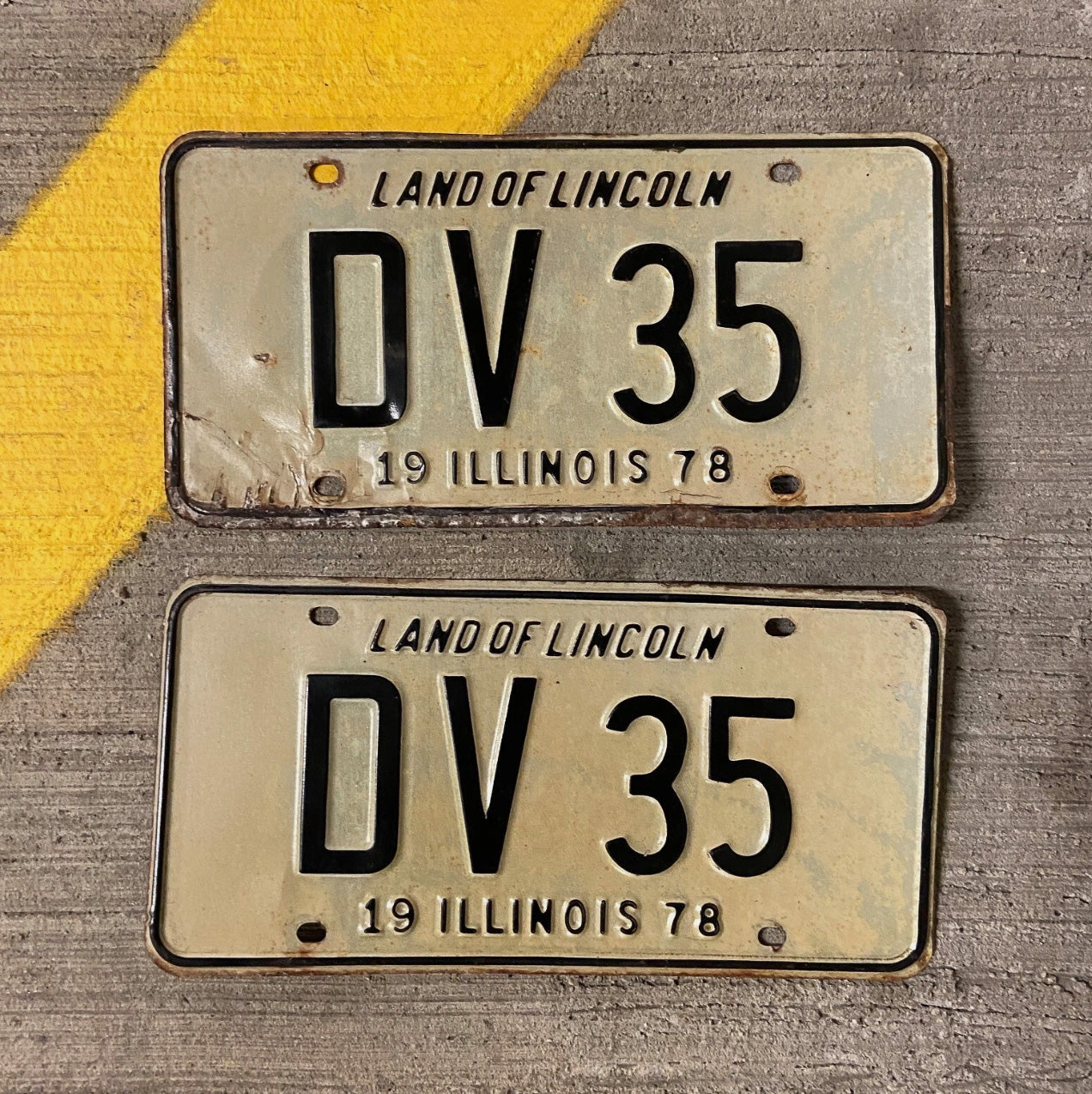 Photo of a 1978 Illinois License Plate Pair Auto Tag Garage Decor Vintage DV 35 with original patina