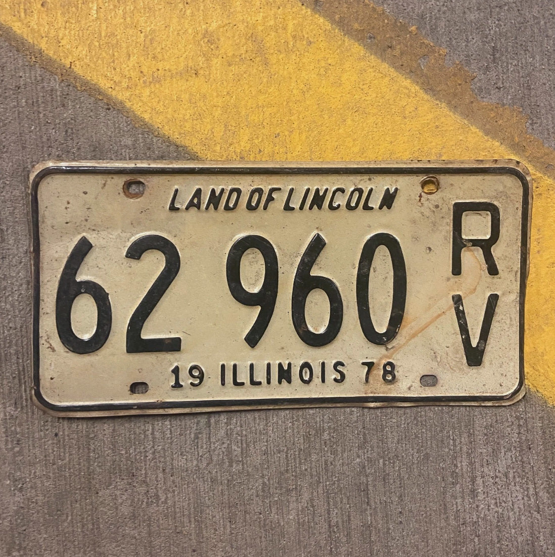 Photo of a 1978 Illinois RV License Plate Auto Tag Garage Decor Rec Vehicle 62960 RV