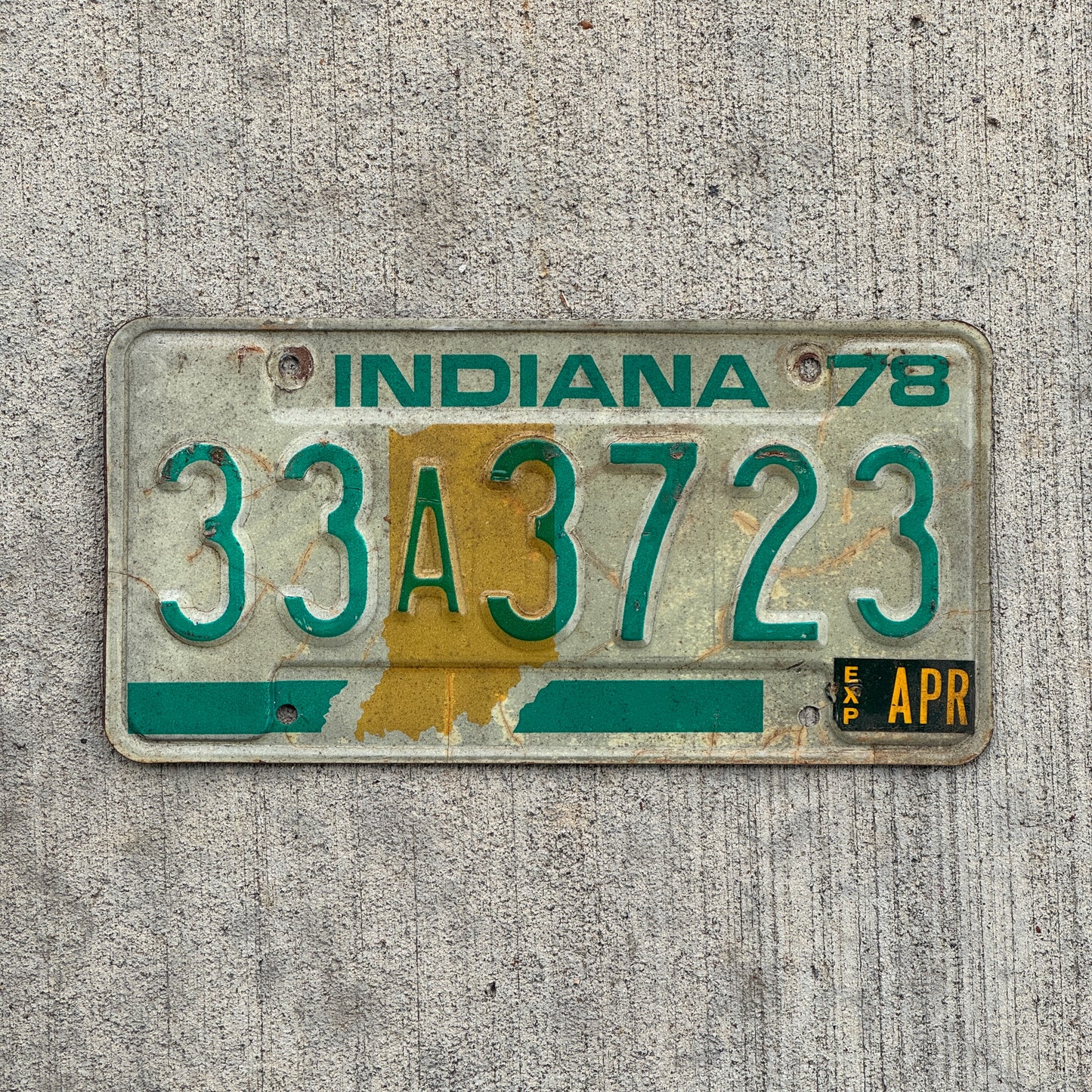 Photo of a 1978 Indiana License Plate Auto Tag Garage Decor Vintage 33 A 3723 with original patina